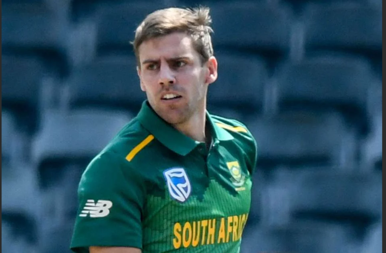 An article discussing the absence of Anrich Nortje from CSA's contracted player list, raising questions about selection decisions.